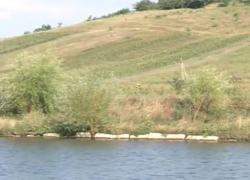 Тела женщины и ее дочери найдены в озере в Яловенском районе