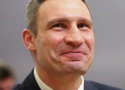 «Смесь украинского с марсианским»: курьезную оговорку Кличко сняли на видео и высмеяли