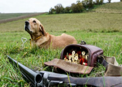 Любитель охоты скончался от случайного "самострела" 