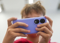 В Молдове могут ограничить доступ подростков к соцсетям