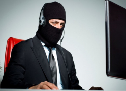 Женщина отдала мошенникам 100 тыс. леев через банковскую карту