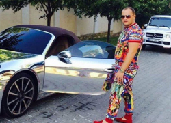 Одиозного адвоката-модника Мынзата могут лишить родительских прав