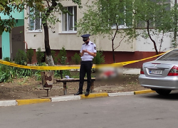 Житель столицы погиб, выпав из окна шестого этажа жилого дома