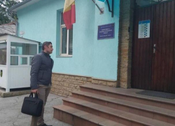 Проспорил водительские права и получил сверху кучу штрафов - злоключения водителя из Каушан