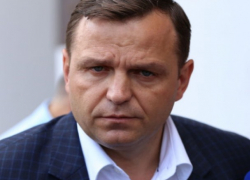 Языком цифр - как изменилось мнение избирателей об Андрее Нэстасе за один год