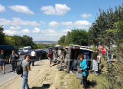 В Молдове вновь перевернулась маршрутка с пассажирами