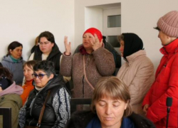 Алайбе досталось "на орехи" из-за продвигаемого им закона