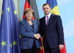 22 августа 2012 - Меркель проверяет Филата