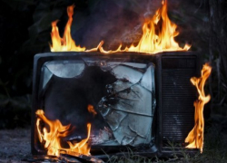 Трагедия во Флорештском районе: взрыв телевизора привел к гибели двоих детей 