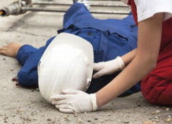 Драма на Рышкановке - мужчина борется за свою жизнь после того, как упал с пятого этажа