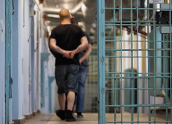 Стало известно ближайшее будущее насильников, выбросивших девушку из окна