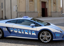 Гражданина Молдовы арестовали в Италии за насилие в семье