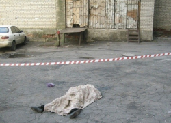 Смертельное падение молодого человека с балкона многоэтажки произошло в Бельцах