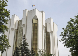 Кто из меньшинств поможет сформировать большинство? Президент начал консультации по коалиции