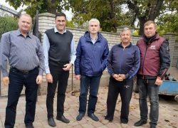 Слусарь призвал жителей Хаджимуса и дальше препятствовать решению властей открыть избирательный участок