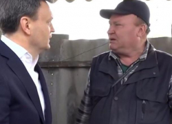 Избиратель не узнал Речана: «Вы кто, вас как зовут?»