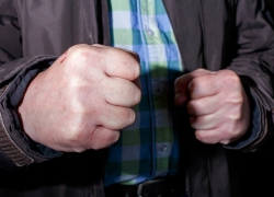 Сильным ударом кулака в голову разъяренный молдаванин убил жителя Санкт-Петербурга