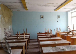 Вот уже пять лет как примар села в Фэлештском районе вынужден охранять школу