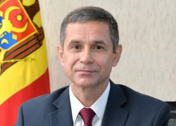 Рок-концерт? Нет! Министр обороны принимает участие в заседании Rammstein Group