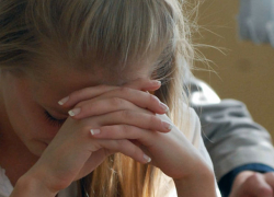 Отчим жестоко избил ударами по голове падчерицу-подростка в Рыбнице