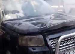 На Телецентре посреди дороги загорелся автомобиль