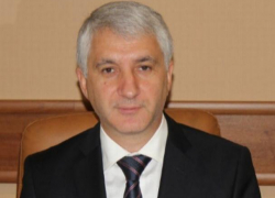 Депутат ДПМ по прозвищу «борсетка» живёт на 1 000 леев в месяц 