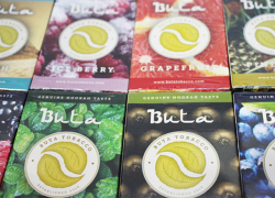 Молдаванин пытался ввезти в Россию 480 пачек табака для кальяна 