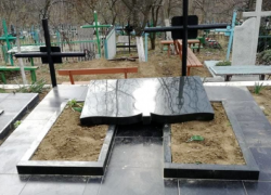 Малолетние вандалы разгромили кладбище села Ворничень