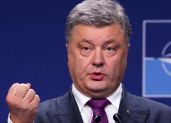 Опубликовано видео заявления Порошенко о «российской агрессии» перед пустым залом в НАТО