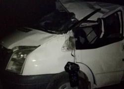 Водитель погиб при падении микроавтобуса в овраг в Сынжерейском районе