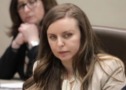 "Это популизм". Власти против выделения единовременной помощи пенсионерам и неимущим