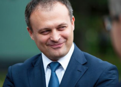 Спикер парламента Молдовы получает подарки на десятки тысяч евро