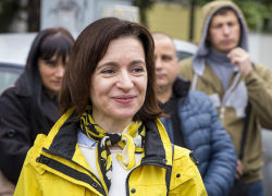 Молдавские министры получают царские зарплаты