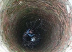 Трехлетняя девочка упала в 32-метровый колодец в молдавском селе