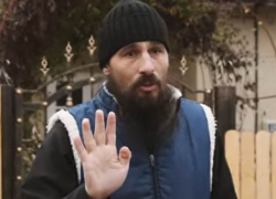 Священник отказывается хоронить привитых от коронавируса, утверждая, что это смертный грех 