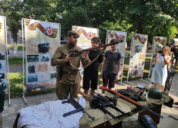 Выставка оружия времен Великой Отечественной войны состоялась в Бендерах