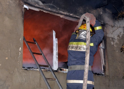 В Трушенах произошел пожар, мужчина с серьезными ожогами госпитализирован