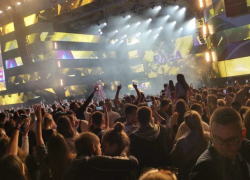 Гуляй, Вася! Тысячи людей без масок повеселились на Summerfest