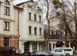 Расточительство или необходимость - партия Санду переезжает в новое дорогущее здание