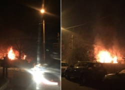 Жуткое пламя горящего дома в Долине роз попало на видео