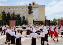 Парад национальных костюмов состоялся в центре Оргеева