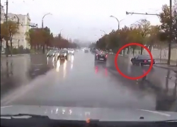 Видеорегистратор заснял аварию у Кишиневского цирка