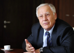 Дьякову очень нравится быть в оппозиции: "там легче"