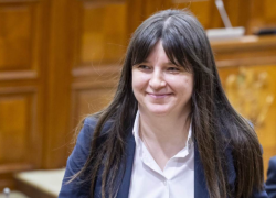 Министр финансов: Табурчану могла законно вернуть деньги на счет MoldATSA