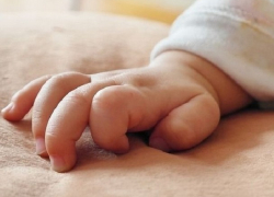 Промульгирован закон о выплате пособия в 1000 леев на детей до двух лет