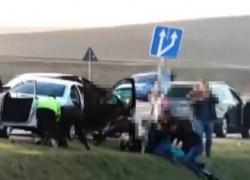 "Голливудское" задержание грабителей из Кафедрального сквера попало на видео