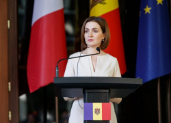 Санду за три месяца получила подарков почти на 10 тысяч леев 