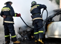 На парковке в секторе Ботаника ночью сгорели две иномарки