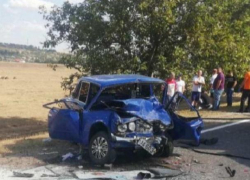 BMW загорелся после жесткого ДТП под Чимишлией, погиб мужчина, несколько человек получили ранения