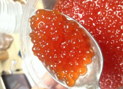 В Молдове подорожают духи и икра